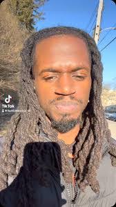 Elijah Clay's Instagram, Twitter & Facebook