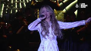 Download lagu, lirik lagu, dan video klip terbaru. Sarah Raisuddin Alyah Datuk David Arumugam By Zarry003