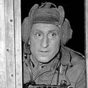 Zanim zaczął studiować w warszawskiej państwowej wyższej szkole teatralnej był studentem politechniki w gliwicach. Franciszek Pieczka Filmweb