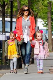 Her parents divorced, and her mother later remarried to paul forste and had four more children, bringing the total. Sarah Jessica Parker And Her Girls Are Bright And Colorful Sarah Jessica Parker Outfits For Teens Sara Jessica Parker
