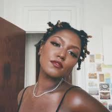 Chloe Hogan (@thechloehogan)