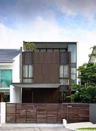 Plano de pequeña casa moderna de tres dormitorios y 69 metros cuadrados planos de casas gratis | deplanos.com. Diseno De Casa Moderna De Dos Pisos Con Azotea Fachada Revestida De Madera Y Estructuras Con Acero Planos De Arquitectura