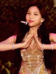 Umji, yerin, yuju, eunha and sowon were released. Umji Gfriend Gif Umji Gfriend Discover Share Gifs