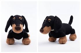 Make this diy knitted dog toy. Knit Dachshund Dog Free Knitting Pattern