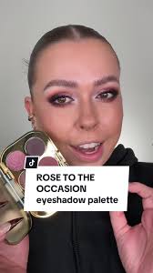 Rose to the Occasion Eyeshadow Palette Review