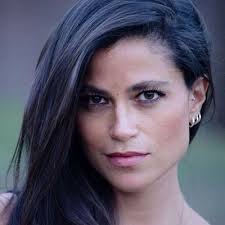 She is the daughter of painter netta vespignani, the former wife of painter renzo vespignani. Veronica Gentili On Twitter Maxxo55 Alessandrovesp4 Avendo La Stessa Mamma E Diversi Papa Twitter