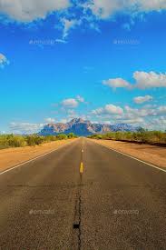 Road To Superstition Mountain Superstition Mountains Road Desert Landscaping