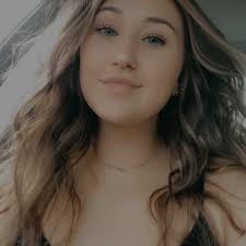 2021 keep being good to me<3