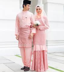 Dewasa ini siapa yang tidak mengenal istilah tunangan? Set Sedondon Exclusive Rm330 Free Pos Laju Siz Fashion Dresses Muslim Wedding Hijab Hijab Style Dress
