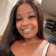 Welcome Ashadriana Jones to A Princess Life Co & Beauty Bar🎀🥰 She's a  licensed natural hair care stylist💈💇🏽‍♀️ come book her and show some  love💕