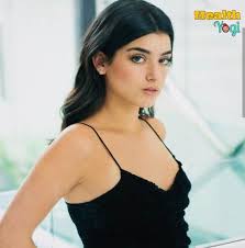 Dixie D Amelio Workout Routine And Diet Plan 2020 Health Yogi In 2020 Dixie Celebs Famous Girls