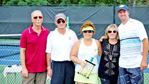 David Franzel, Keith Robertson, Nanci Robertson, Sonia Franzel, and Philip  Farmer (Photo by Erik Morin)