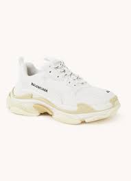 These sneakers look so good with basically anything. Balenciaga Triple S Sneaker Mit Mesh Details De Bijenkorf
