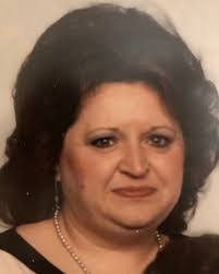 Nancy Raynor's Instagram, Twitter & Facebook