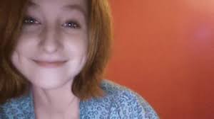 This Star Won't Go Out: The Life and Words of Esther Grace Earl:  9780525426363: Earl, Esther, Earl, Lori, Earl, Wayne, Green, John: Books