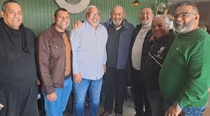 Dennis Mackay Archives