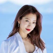 20 Fakta Park Shin Hye yang Bikin Kamu Makin Kesengsem dengannya