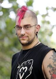 Han tvingades äta kyckling