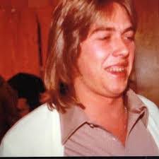 Mark Helstrom's Instagram, Twitter & Facebook