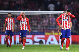 Chelsea held their own in a typical european contest involving the current liga leaders, with diego simeone's wily contenders intent on defending resolutely and pouncing on the break through the likes. Atletico Madrid 1 2 Chelsea Player Ratings Into The Calderon