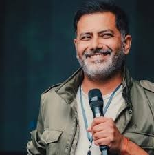 Pidieron el beso: Pancho Saavedra y Jorge Zabaleta protagonizan gracioso  momento en rutina de Pedro Ruminot