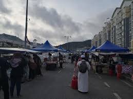 The cameron highlands is a district in pahang, malaysia, occupying an area of 712.18 square kilometres (274.97 sq mi). Lily Homestay Barrington Square Cameron Highlands Brinchang Updated 2021 Prices