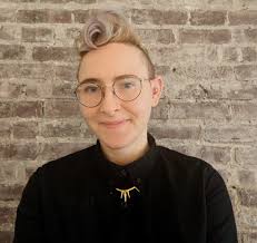 Emily Denton's Instagram, Twitter & Facebook