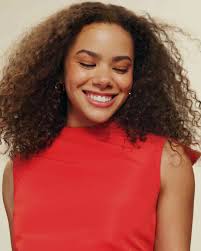 Antonia Gentry is making waves—in her own way. Effortless, expressive, and  always a step off-center in the best way possible. From flashes of movement  to moments of stillness, every frame brings something