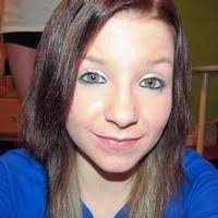 Robin Huff's Instagram, Twitter & Facebook