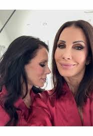 Luanne Gibson's Instagram, Twitter & Facebook