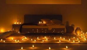 ليلة رومانسية في غرفة النوم كيفية اعداد غرفة رومانسية دلع ورد