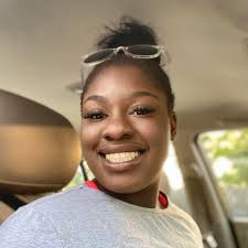 Valentines bouquet seen at Hot Topic and the cute ice cream plushies are at  Claire's. 🤩😍