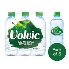 C'est notamment là que c'est la filtration naturelle de l'eau volvic à travers six couches de roches volcaniques qui lui donne. Volvic Natural Mineral Water Buy Volvic Water Bulk Distilled Water Natural Alkaline Spring Water Product On Alibaba Com