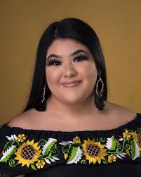 Miranda Tovar's Instagram, Twitter & Facebook