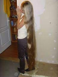 Floor Length Blonde Long Hair Styles Very Long Hair Glossy Hair