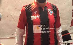 Si torna a pensare in grande in casa rossonera. L A D Pelusi Presenta La Nuova Maglia Del Calcio Foggia 1920 Foggiacalciomania