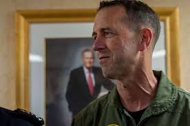 52 Petty Officer 1st Class Sean Hurt Image: PICRYL