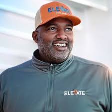 Kevin Singleton (@KevinTSingleton)