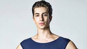 Guarda cosa ha scoperto alessandro amici (alessandroamiciv) su pinterest, la raccolta di idee più grande del mondo. Amici 20 Alessandro Stroncato Da Un Infortunio Il Racconto Da Brividi