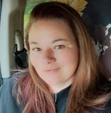 Margie Bunn's Instagram, Twitter & Facebook