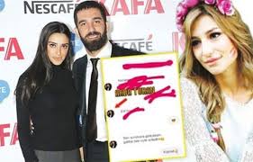 Hayat sana güzel şova devam yazan takipçisini tehdit etti. Arda Turan Dm Den Capkinliklara Devam Ediyor Son Dakika Spor Magazin Haberleri Fotograflari