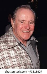 3+ Hundred Jack Lemmon Royalty-Free Images, Stock Photos & Pictures