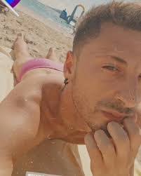 Alexis Sasso's Instagram, Twitter & Facebook