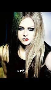 The canadian singer is perhaps b… Avril Lavigne 2002 And 2013 Avril Lavigne Avril Lavingne Punk Rock Princess