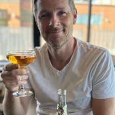 Line 6 G50 in used but near new condition. Comes with power supply,  instruction manual box. Very minimal scuffs. Works great! Price firm given  condition. PM me for questions. First come first