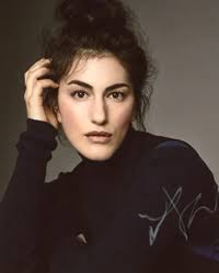 Hire Lilli Kay For an Appearance at Events or Keynote Speaker Bookings.