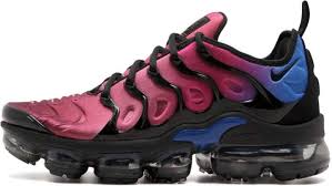 Air Vapormax Plus Black And Red Nike Womens Air Vapormax Plus Ao4550 001 Nike Air Nike Air Vapormax Sneakers Nike Air Max