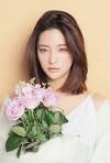 Round Face Korean Actress Short Hair