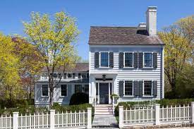 Our very first reno was of a huge historic mansion that sleeps 14. Restoring A Historic House 8 Tips And Tricks Before Getting Started Curbed