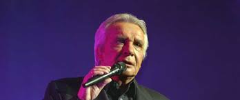 Apr�s le report de la tourn�e d'etienne daho, les difficult�s de chim�ne badi � assurer en toute l'actualit� de michel sardou sur son site internet officiel et sa page facebook. Michel Sardou Revient Sur Sa Brouille Avec Johnny Hallyday J Ai Ete Tres Maladroit Ladepeche Fr